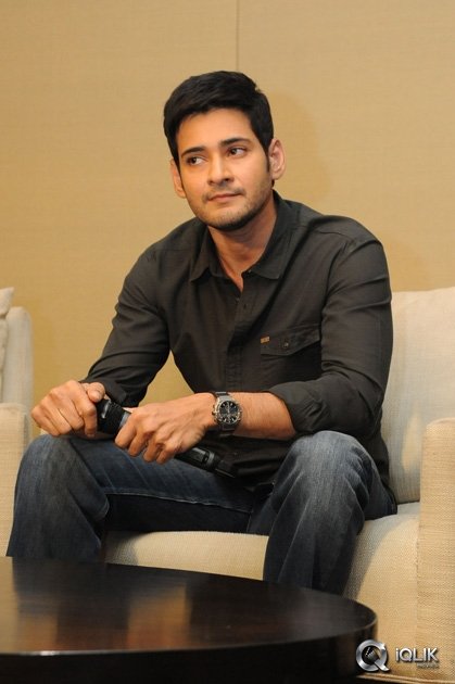 Mahesh-Babu-at-Srimanthudu-Movie-Press-Meet